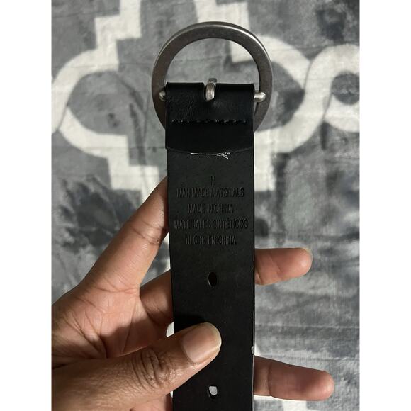 Fully Adjustable Casual Belt with Oval Buckle Women’s Size Medium - Picture 4 of 4